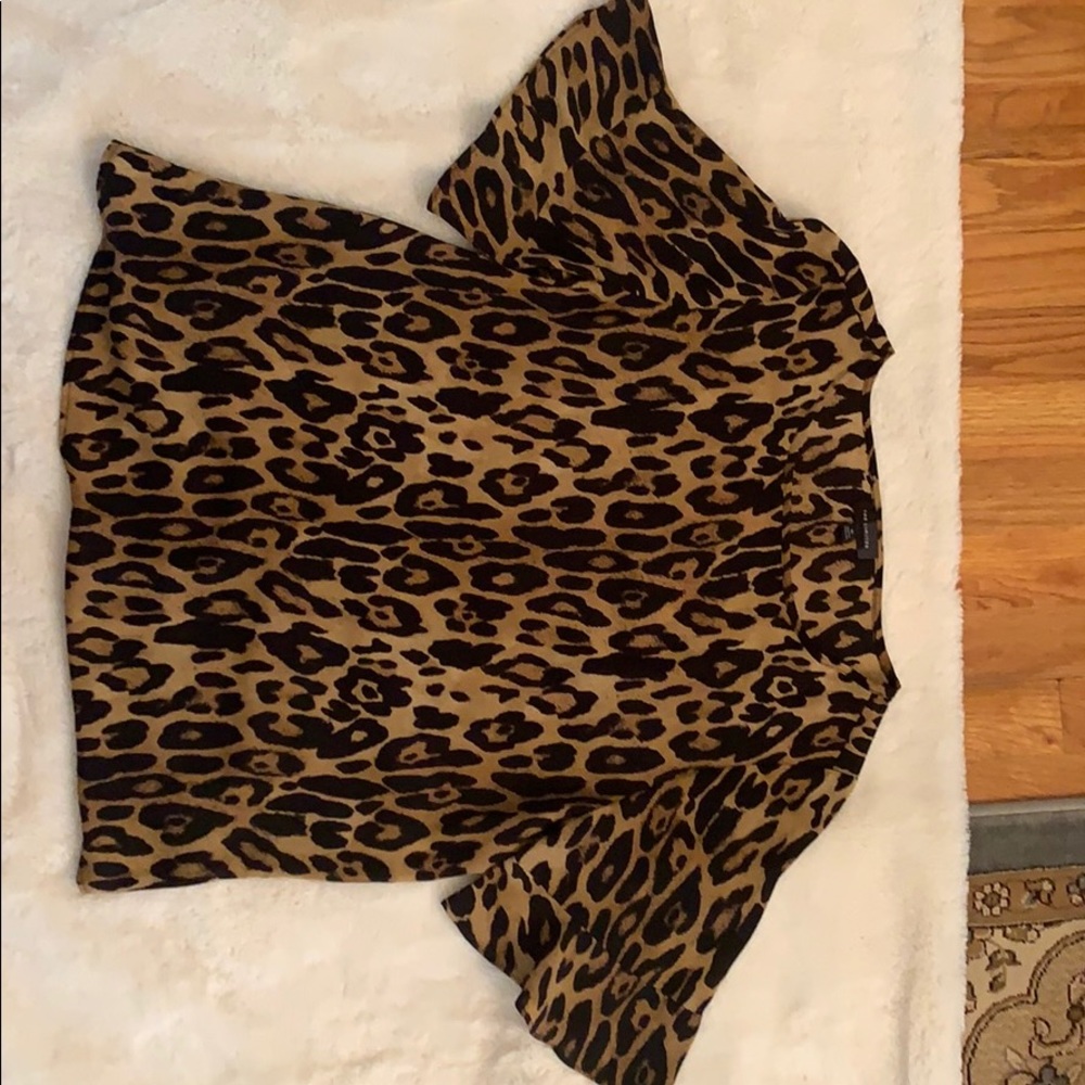 Black and Tan cheetah shirt in mint condition